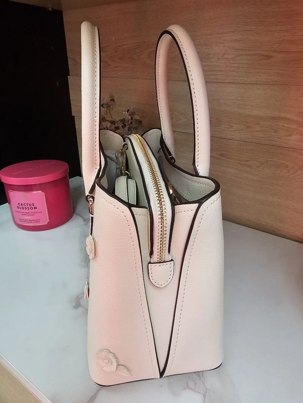 Kate Spade Thompson Street Floral Small Satchel Bag.